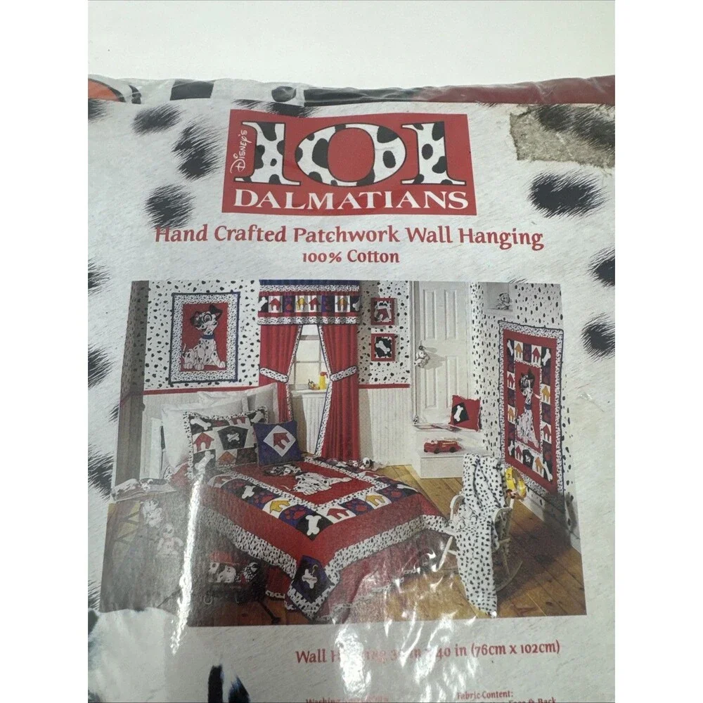 NEW Disney 101 Dalmations Bedroom Wall Hanging Patchwork vintage 30x40 inches